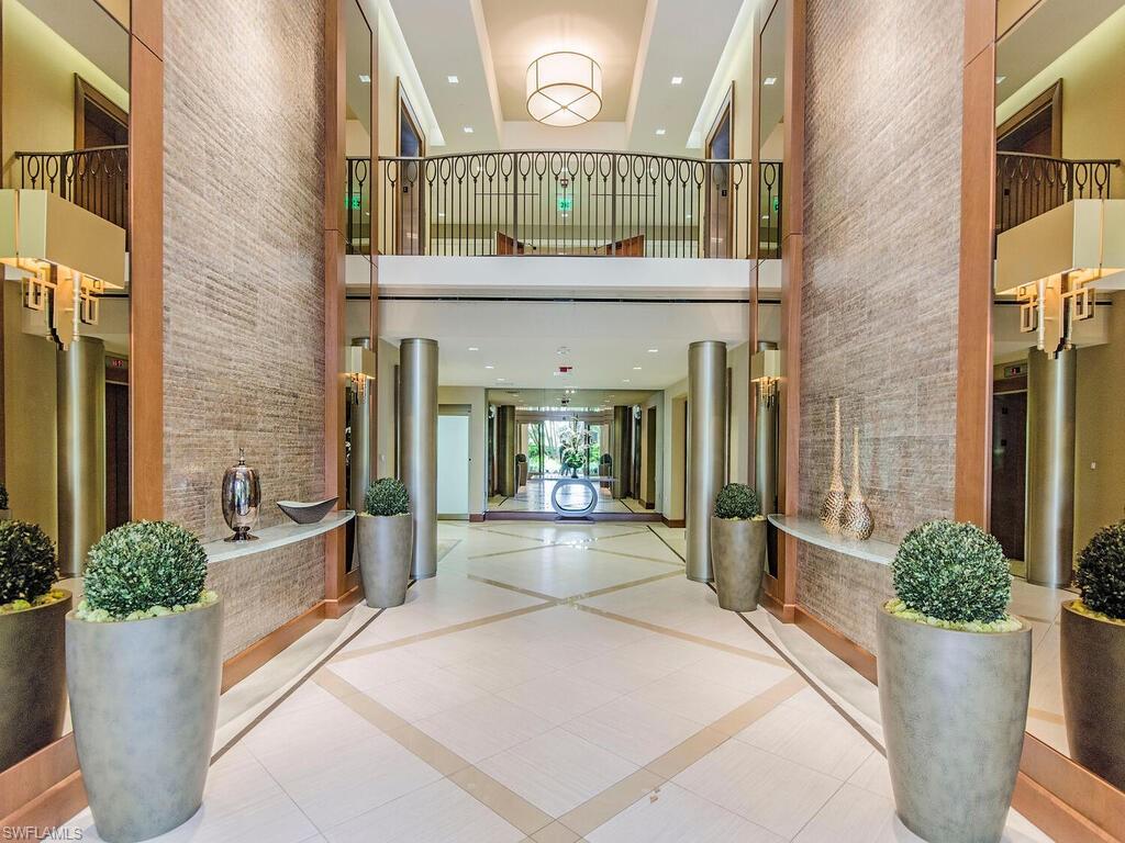 6585 Nicholas BLVD # 1102