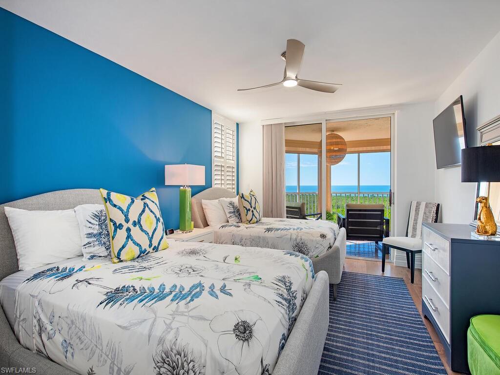 6585 Nicholas BLVD # 1102