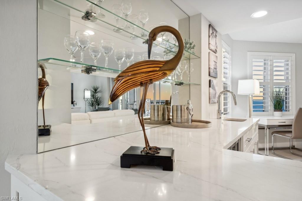 6620 Estero BLVD # 805