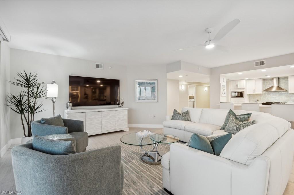 6620 Estero BLVD # 805