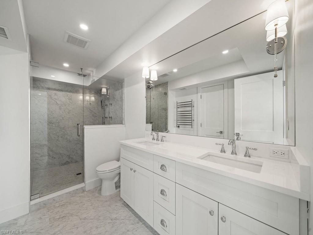 1065 Gulf Shore BLVD N # 301