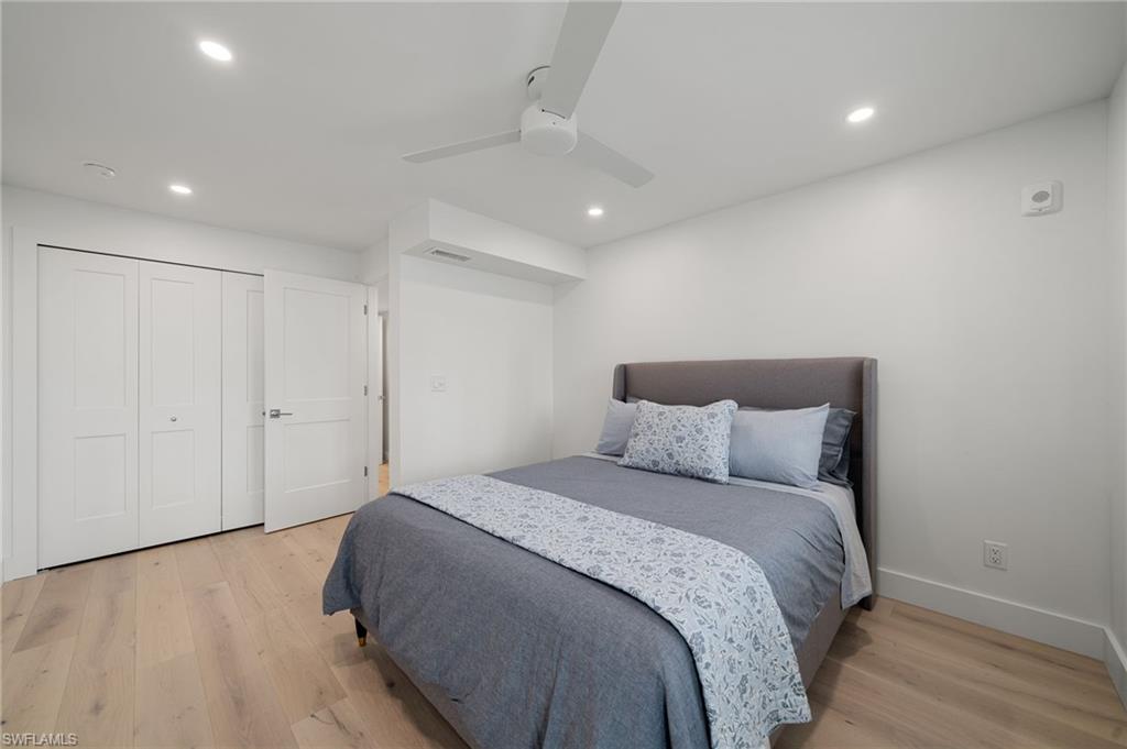 1065 Gulf Shore BLVD N # 301