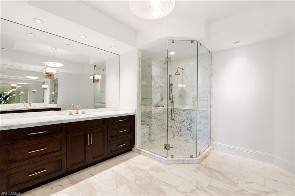 8787 Bay Colony DR Unit: 2004/2005