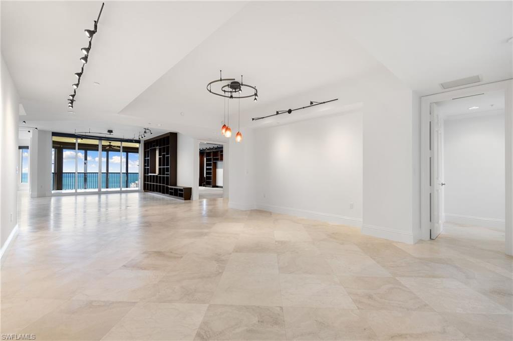 8787 Bay Colony DR Unit: 2004/2005