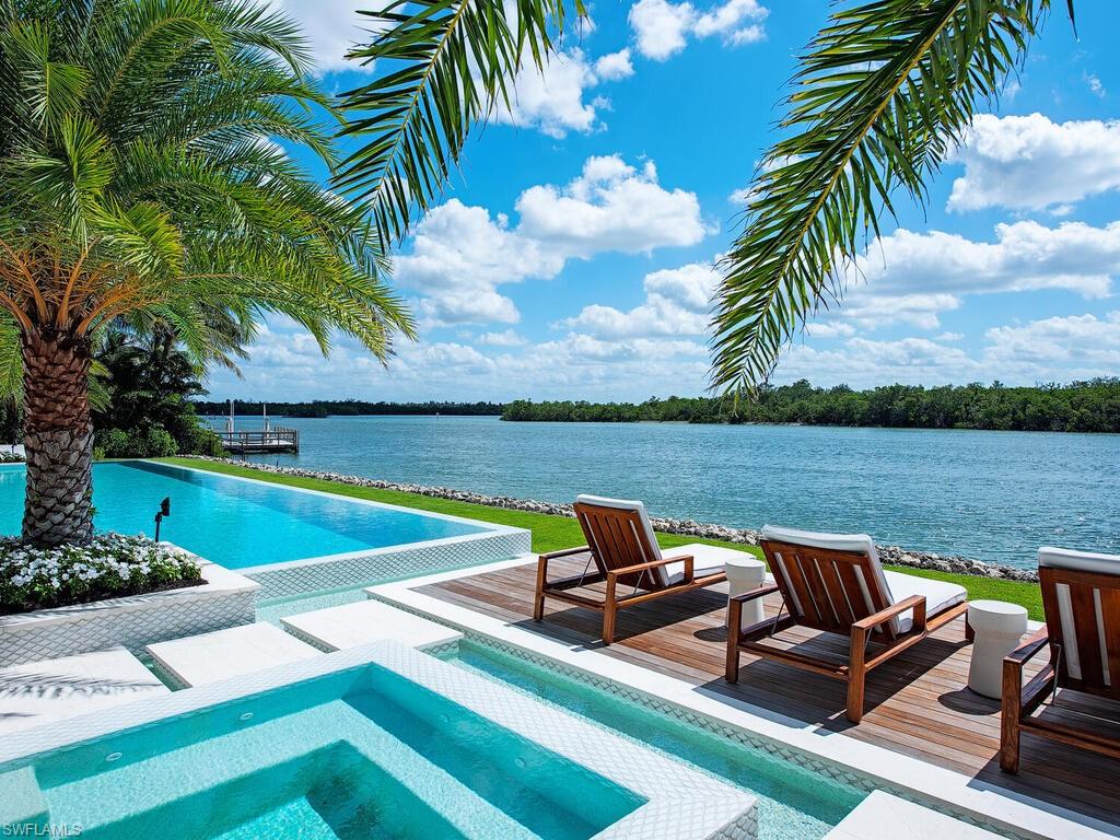 860 Admiralty Parade E