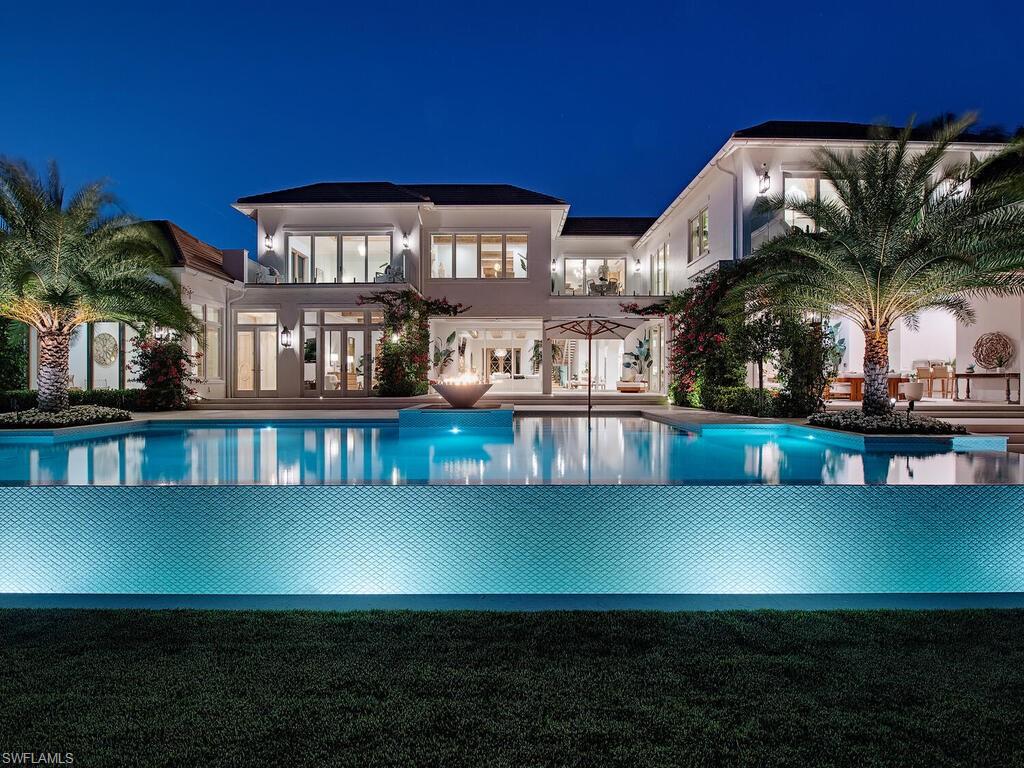 860 Admiralty Parade E