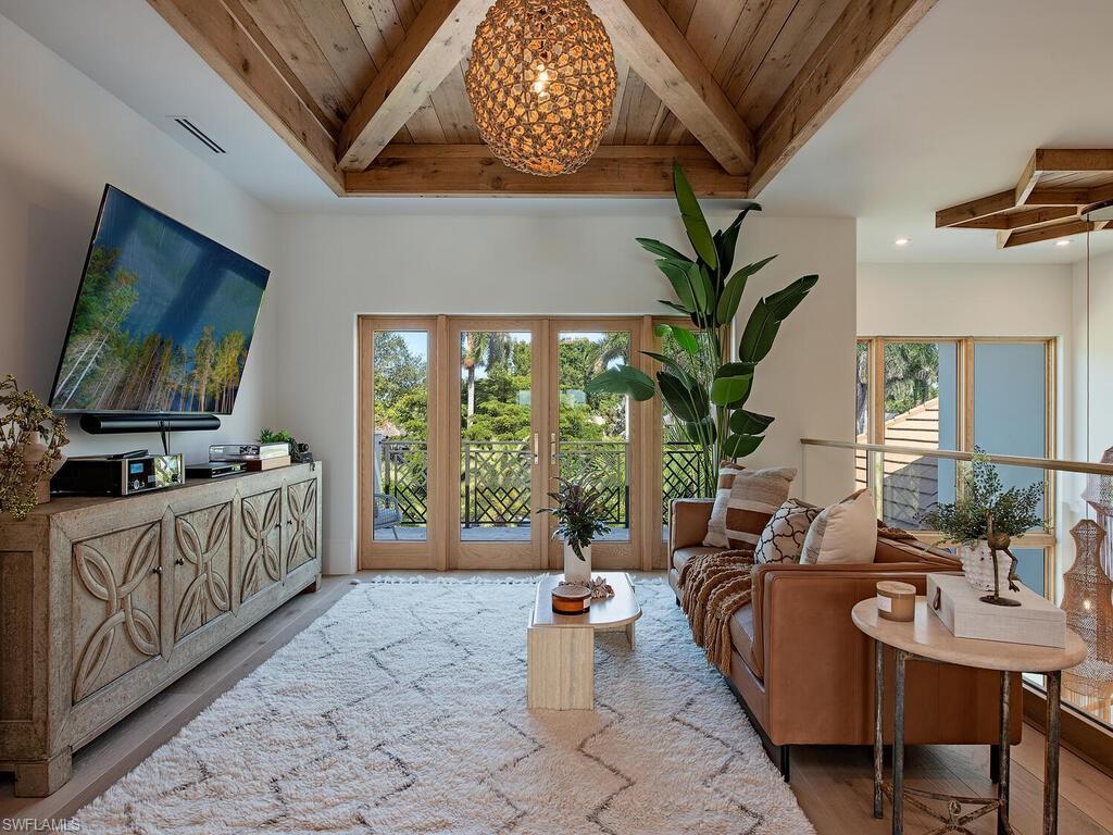 860 Admiralty Parade E