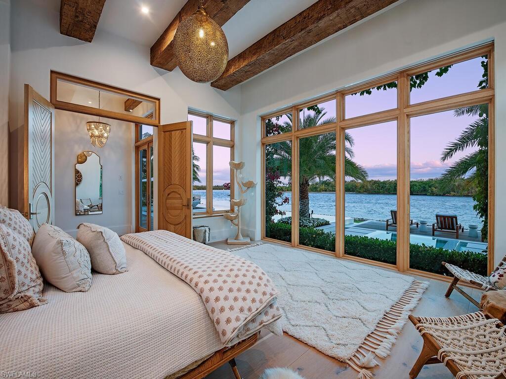 860 Admiralty Parade E