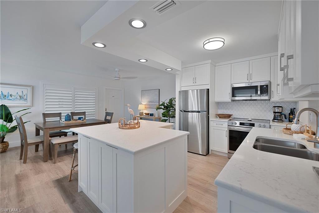 1950 Gulf Shore BLVD N # 101