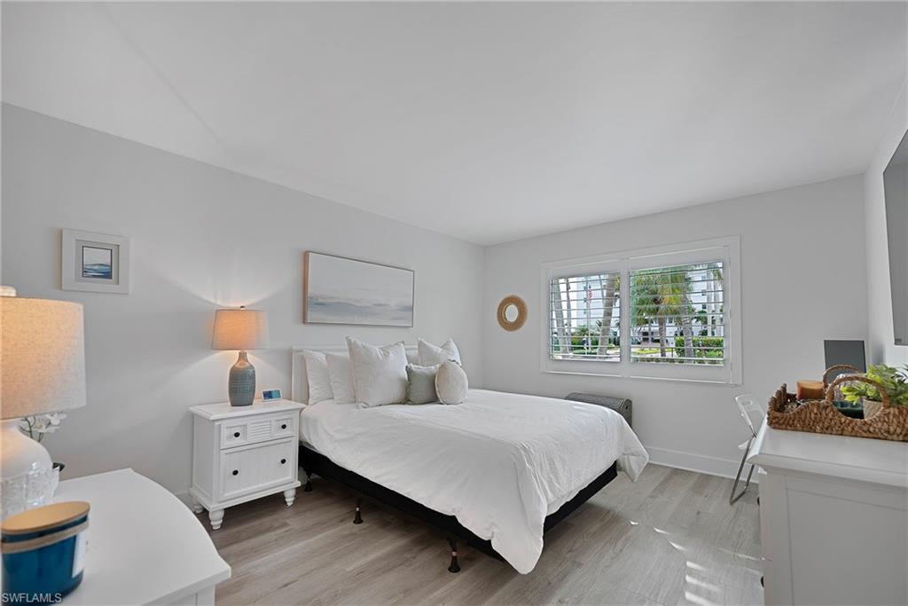 1950 Gulf Shore BLVD N # 101