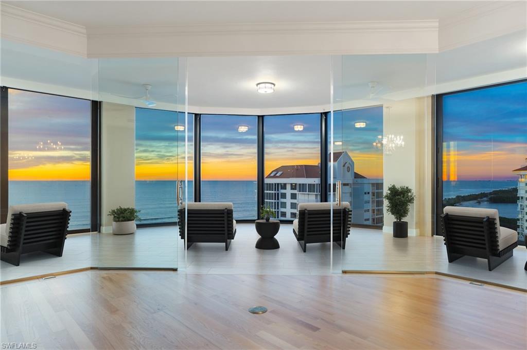 81 Seagate DR # 1103