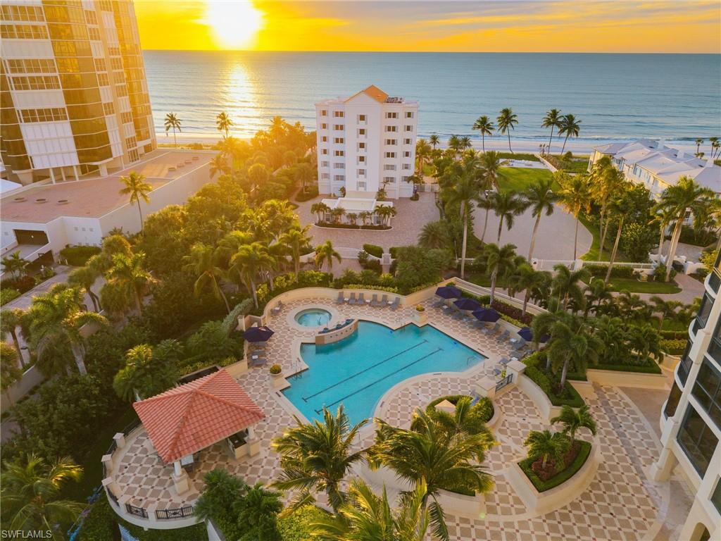 81 Seagate DR # 1103