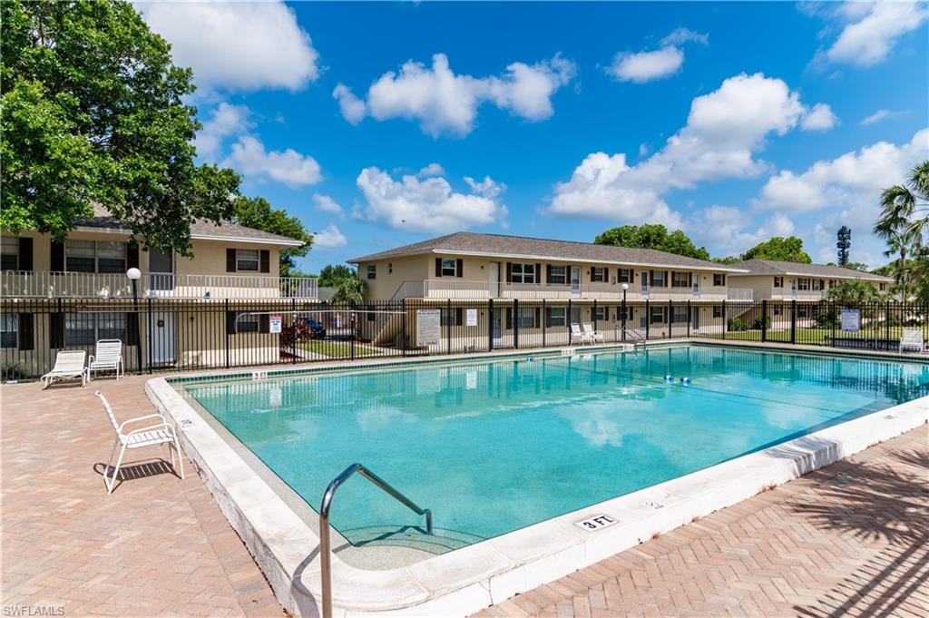 3325 Airport RD N # T1