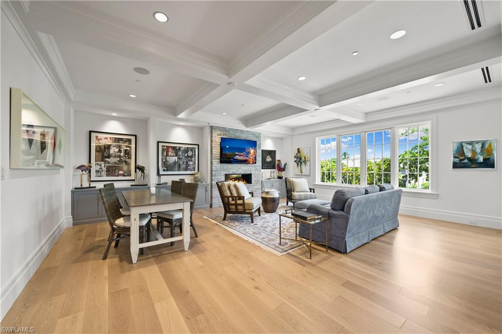 745 12th AVE S # 103