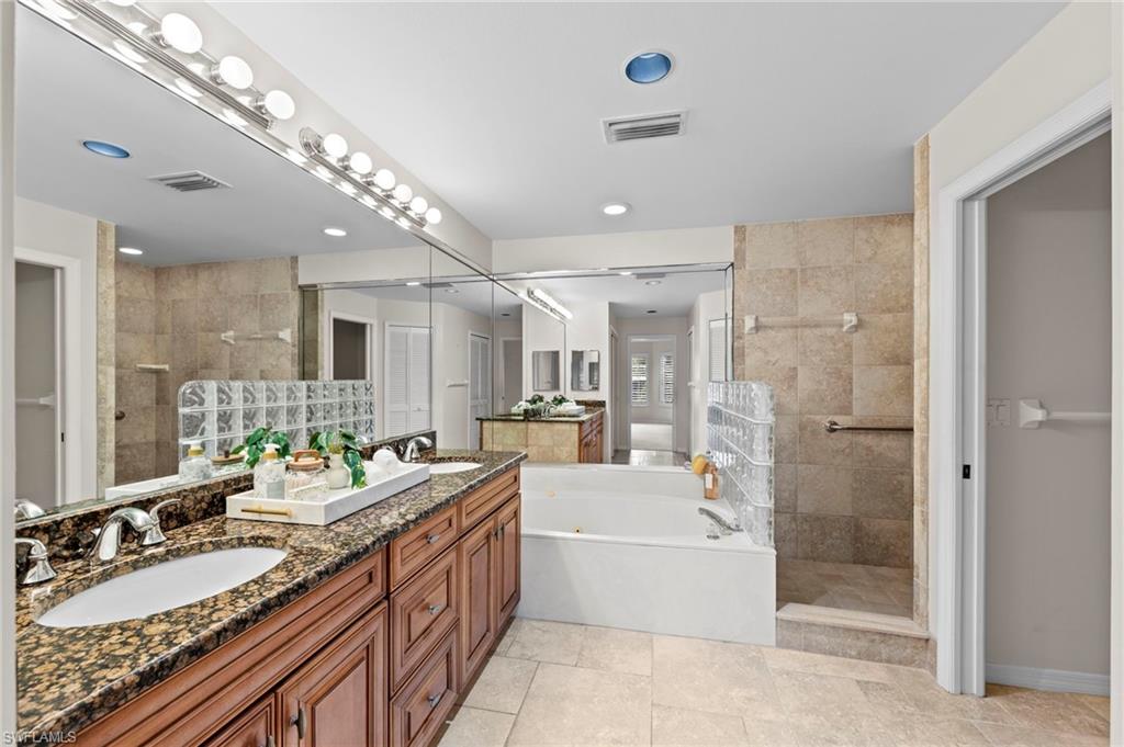 8290 Grand Palm DR # 3