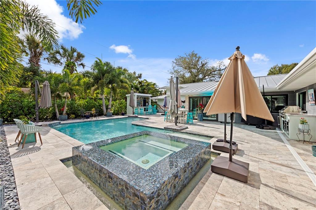 1344 Coconut DR