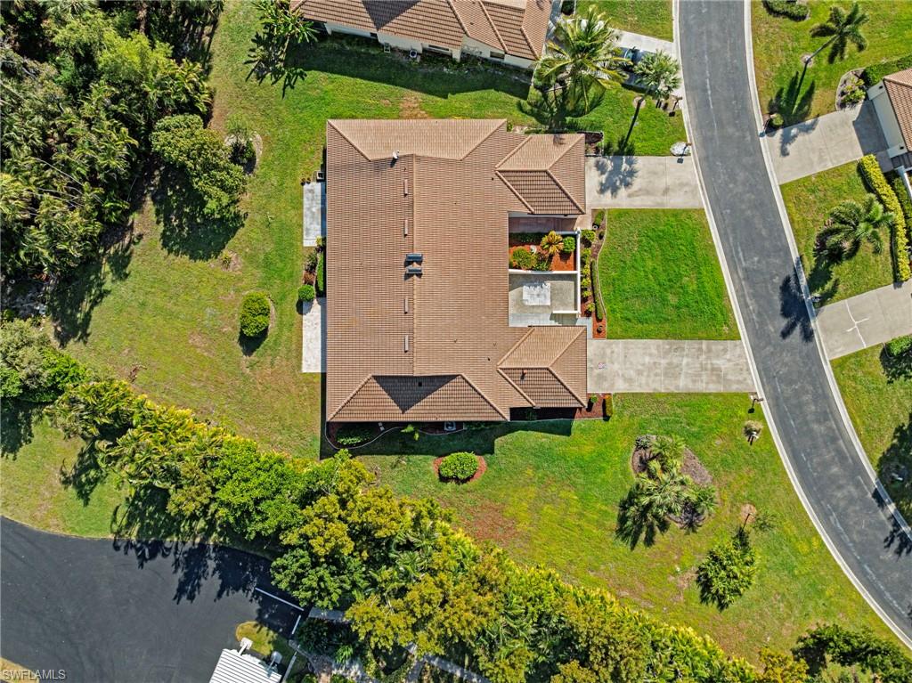 6114 Forest Villas CIR