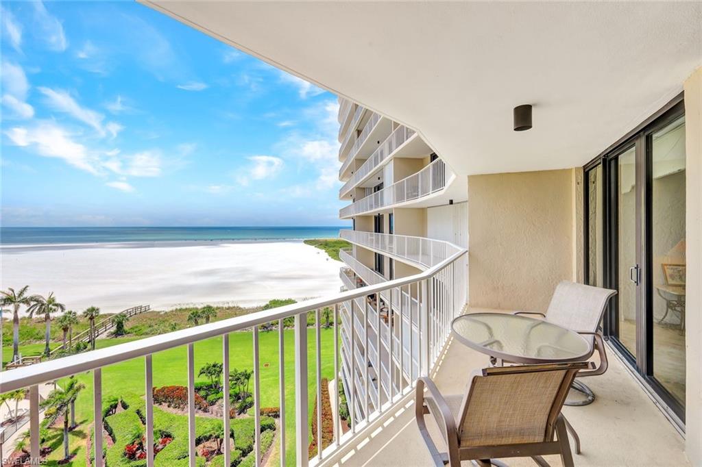 320 Seaview CT # 804 Unit: 2-804