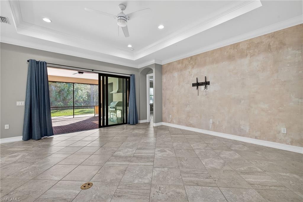 1483 MOCKINGBIRD DR