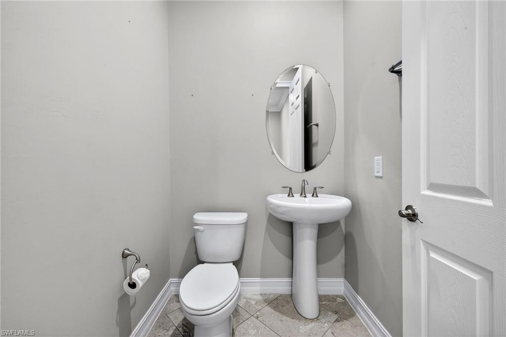1483 MOCKINGBIRD DR