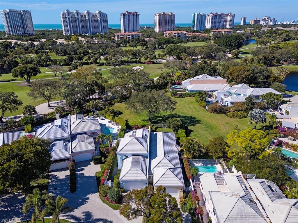 808 Rue de Ville # 35