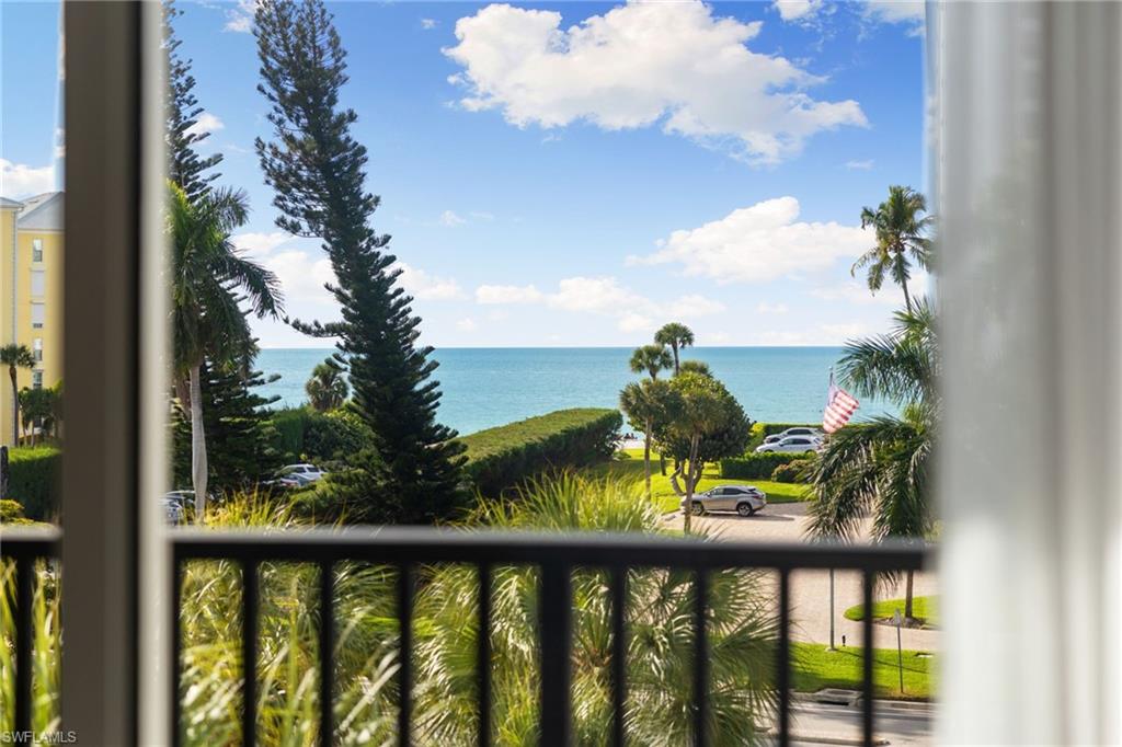 3500 Gulf Shore BLVD N 406