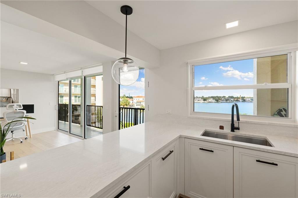 3500 Gulf Shore BLVD N 406