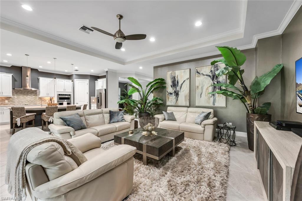 4664 Abaca CIR