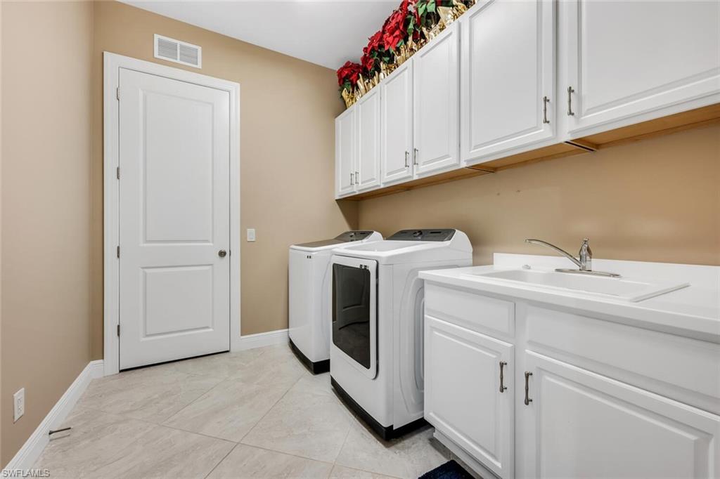 4664 Abaca CIR