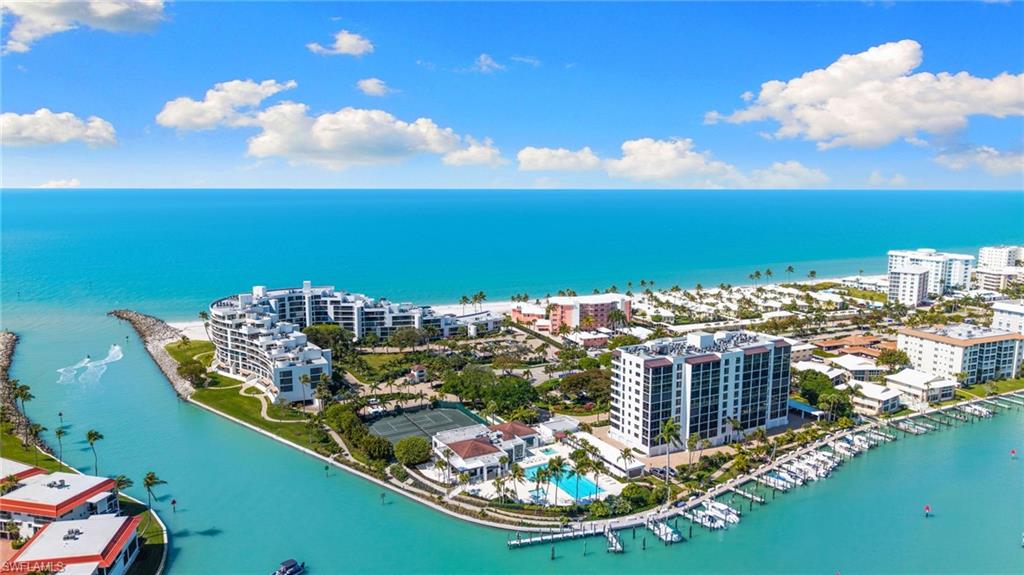 2400 Gulf Shore BLVD N 402