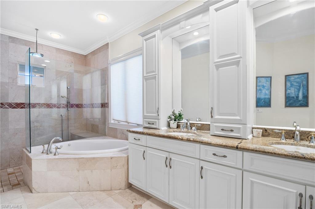 368 Hawser LN