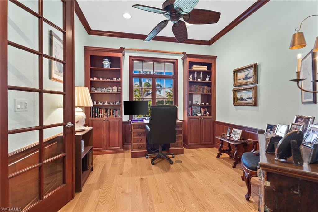 368 Hawser LN