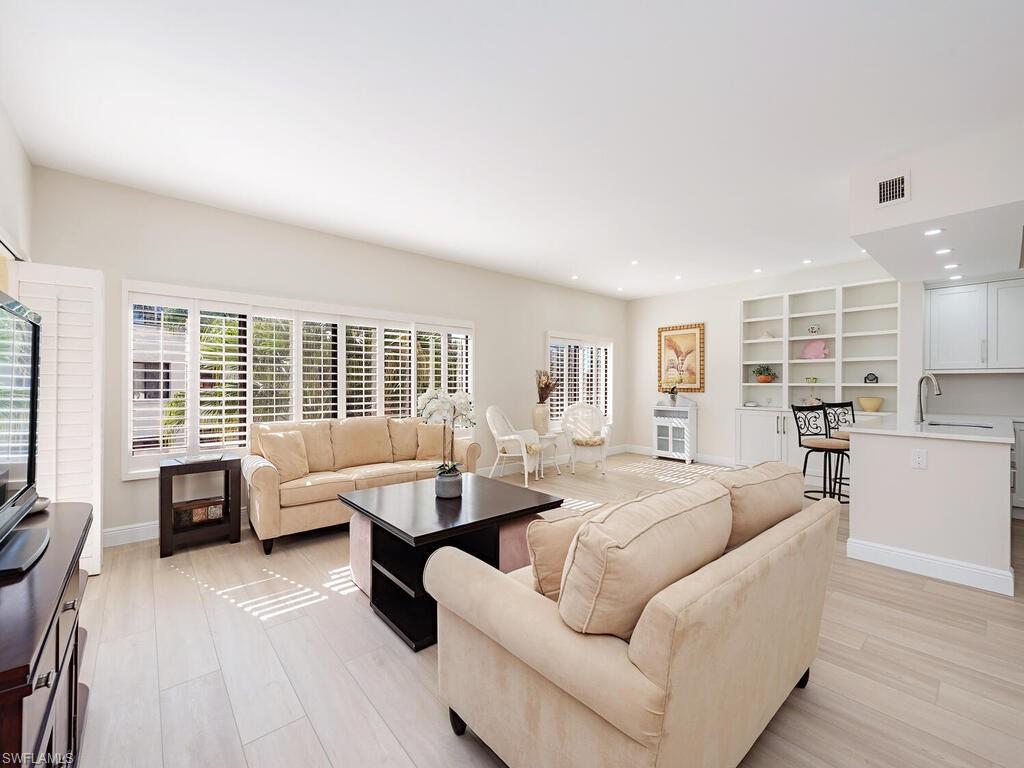 6820 Pelican Bay BLVD # 132