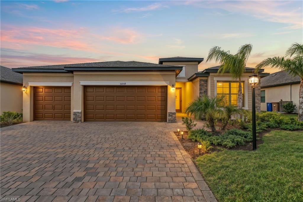 3257 Altimira DR