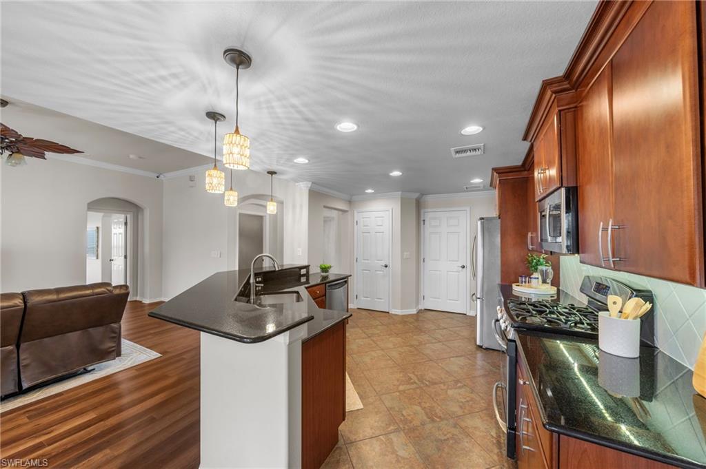 9308 La Bianco ST