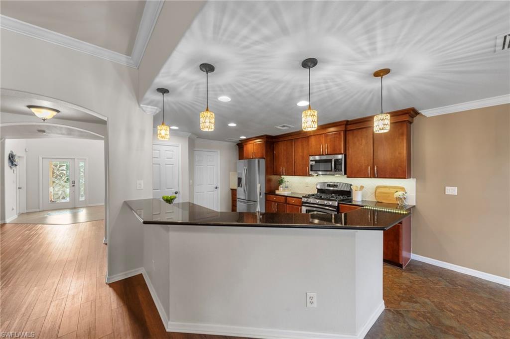 9308 La Bianco ST