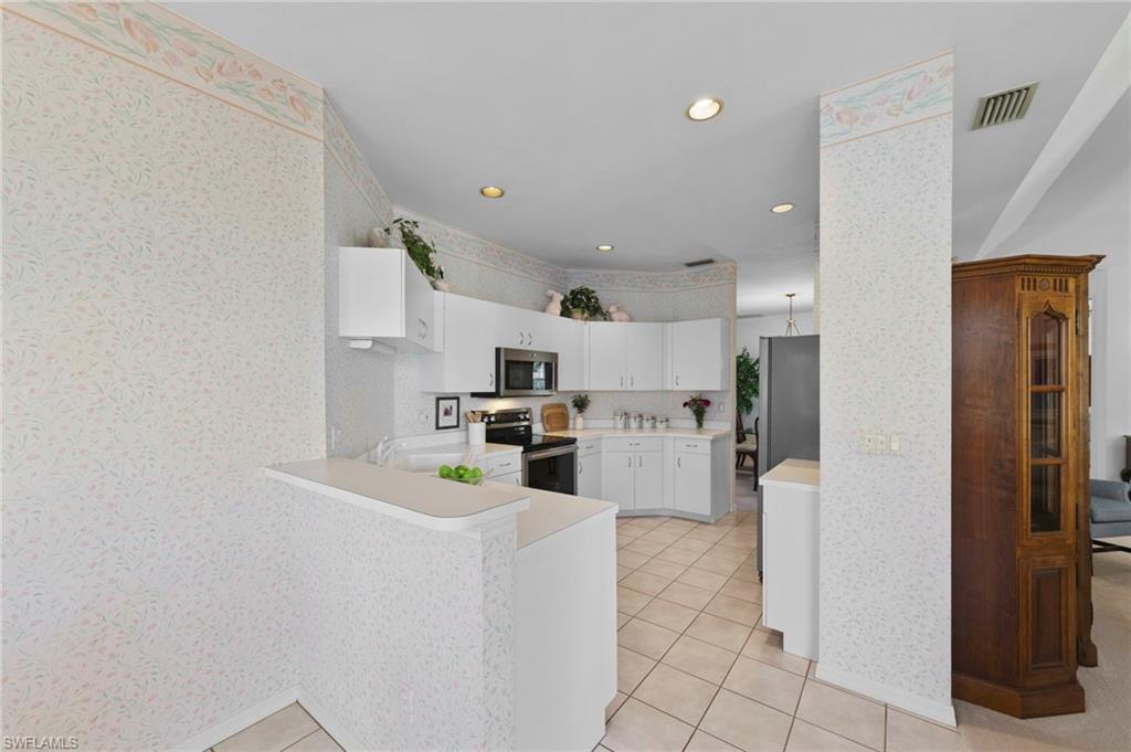 8509 Fairway Bend DR
