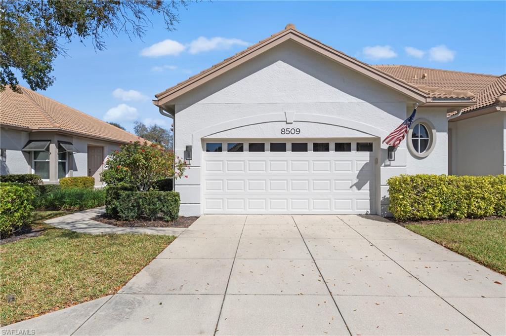 8509 Fairway Bend DR