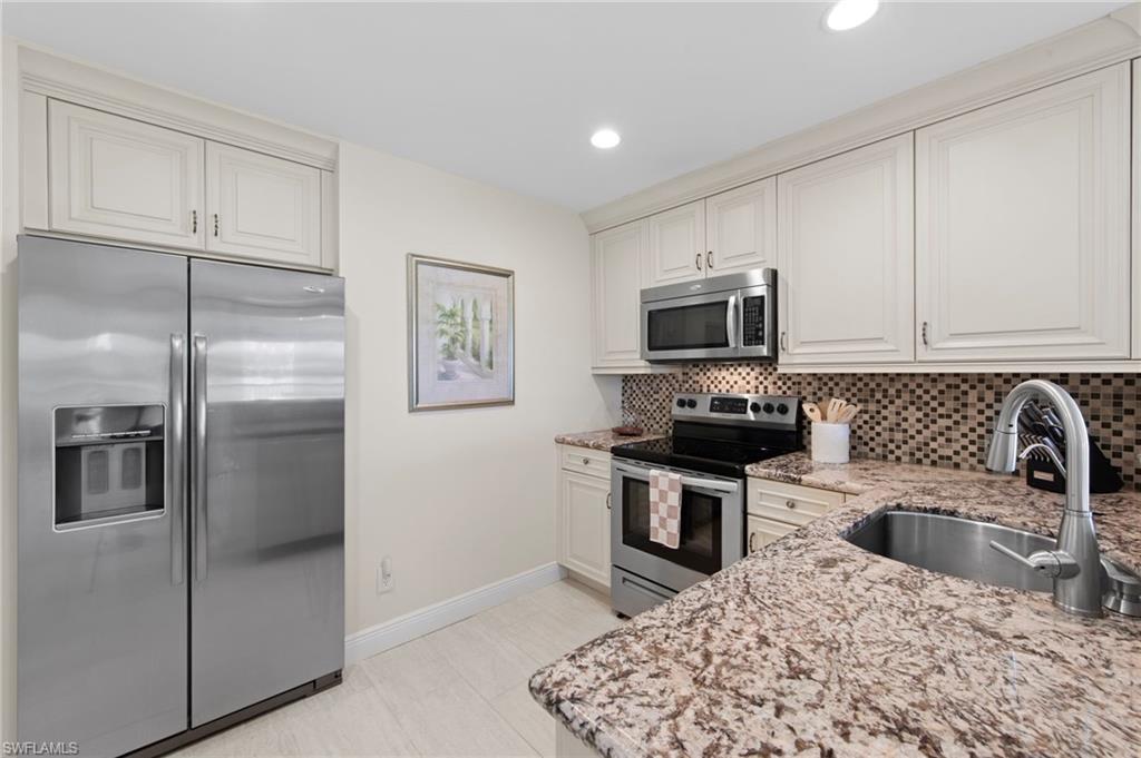 8331 Grand Palm DR 2