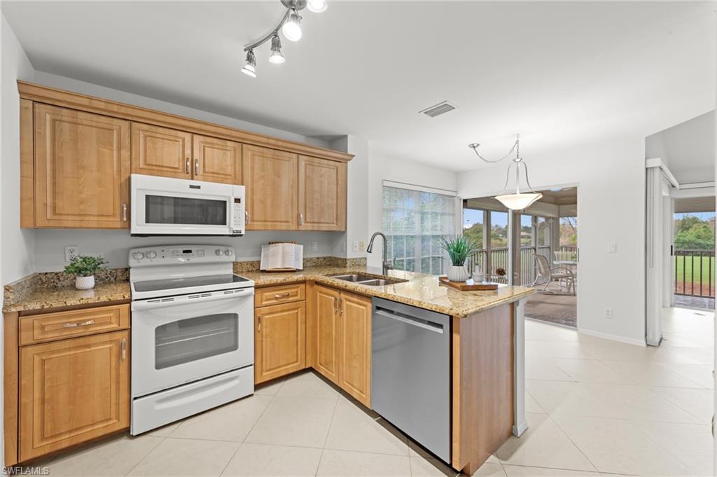 8291 Grand Palm DR 2