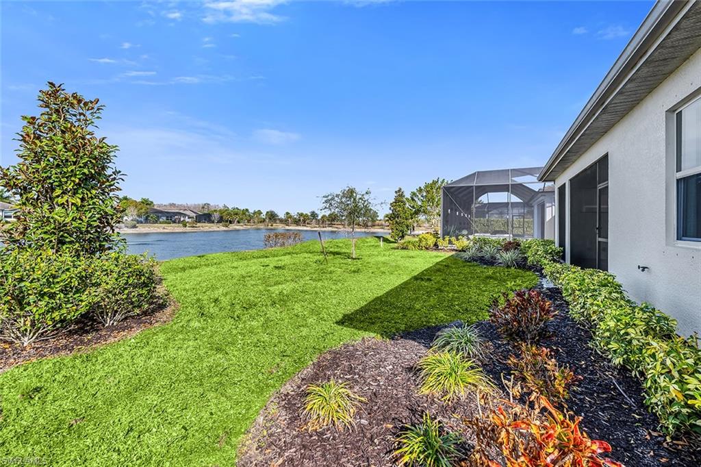 28041 Captiva Shell LOOP