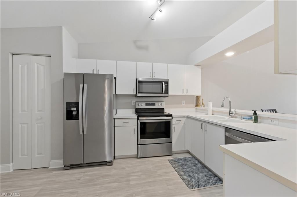 800 New Waterford DR A204