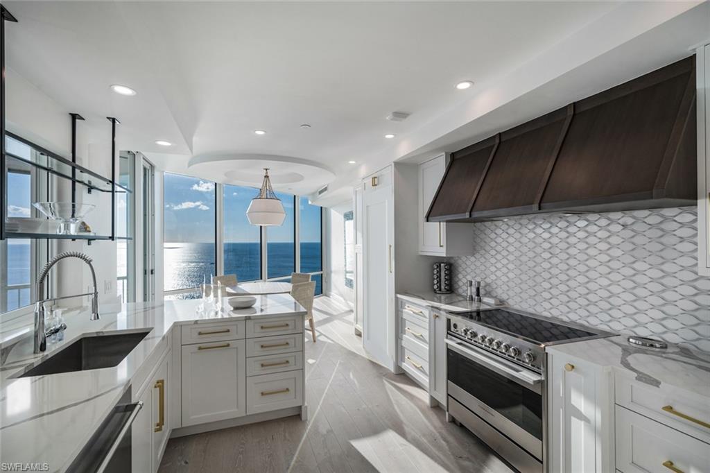 3991 Gulf Shore BLVD N # 1603