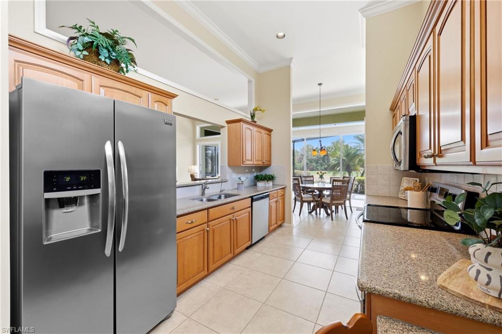 19427 Silver Oak DR