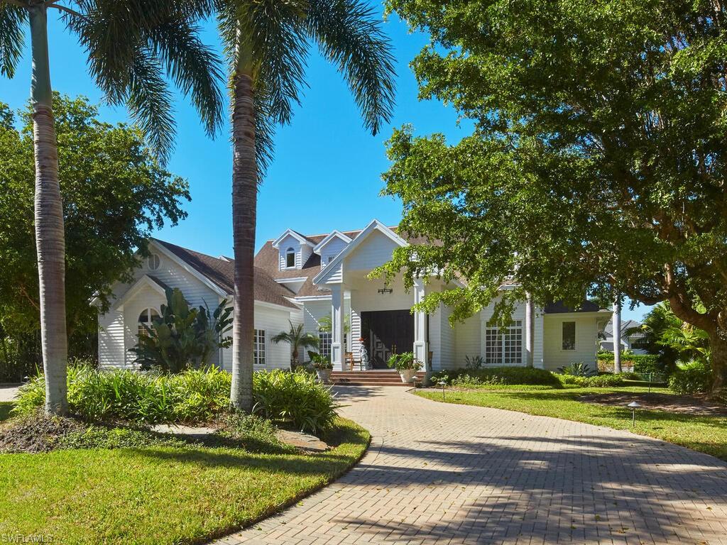 2750 Treasure LN