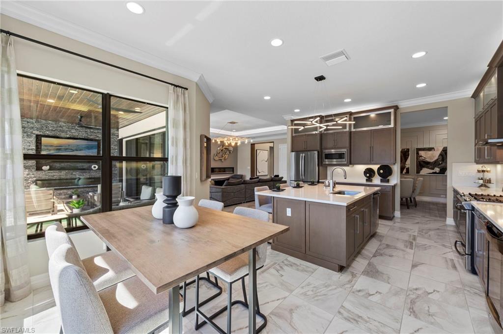 4032 Nova LN