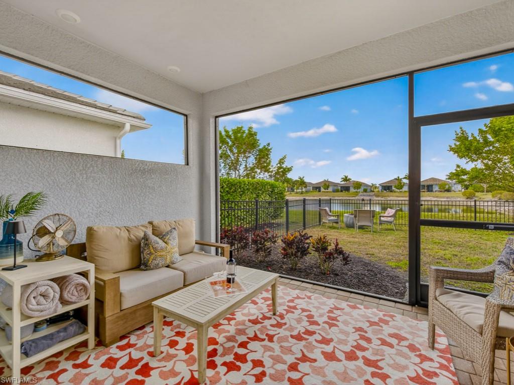 28302 Captiva Shell LOOP
