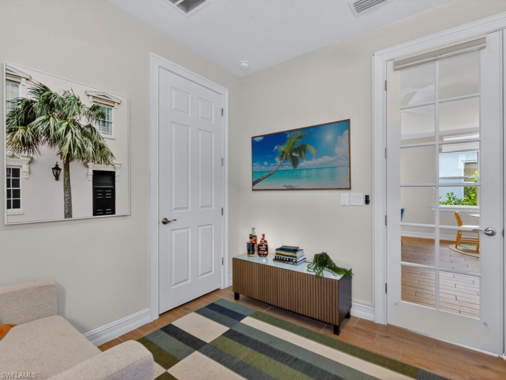 28302 Captiva Shell LOOP