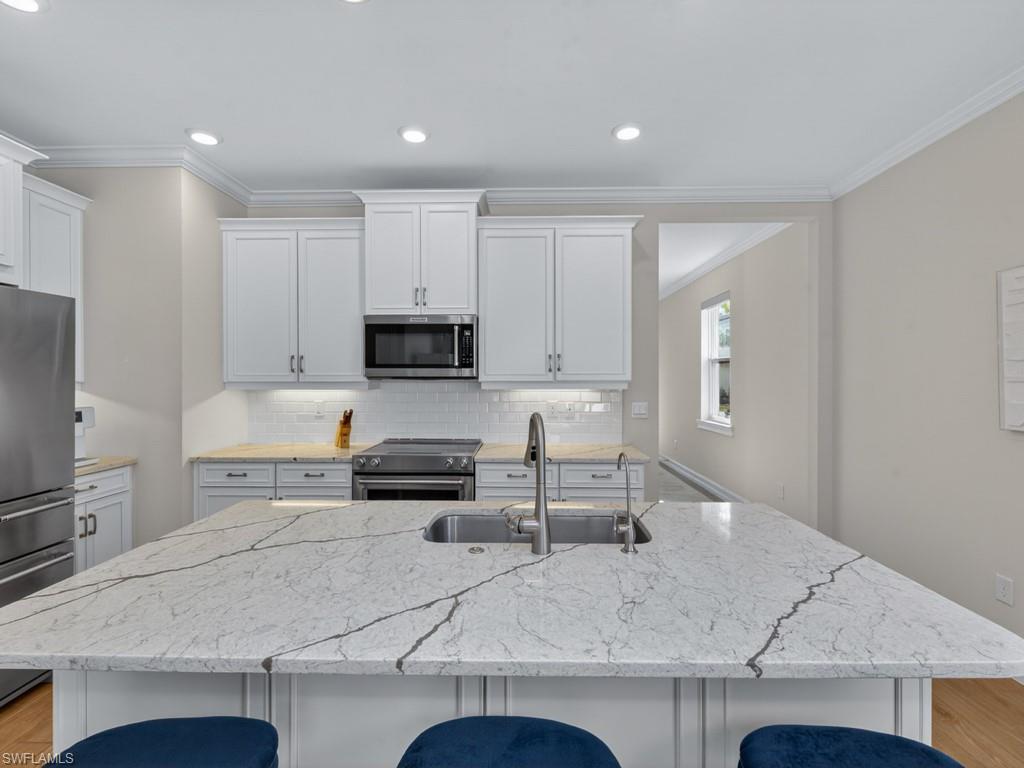 28302 Captiva Shell LOOP