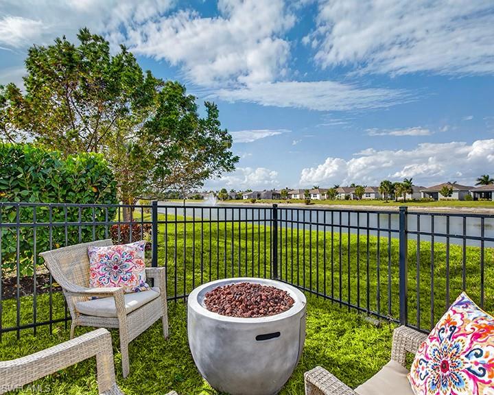 28302 Captiva Shell LOOP